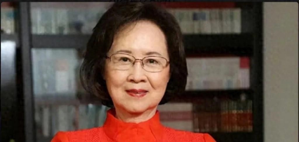 苏有朋唱《雨蝶》送别琼瑶眼中含泪