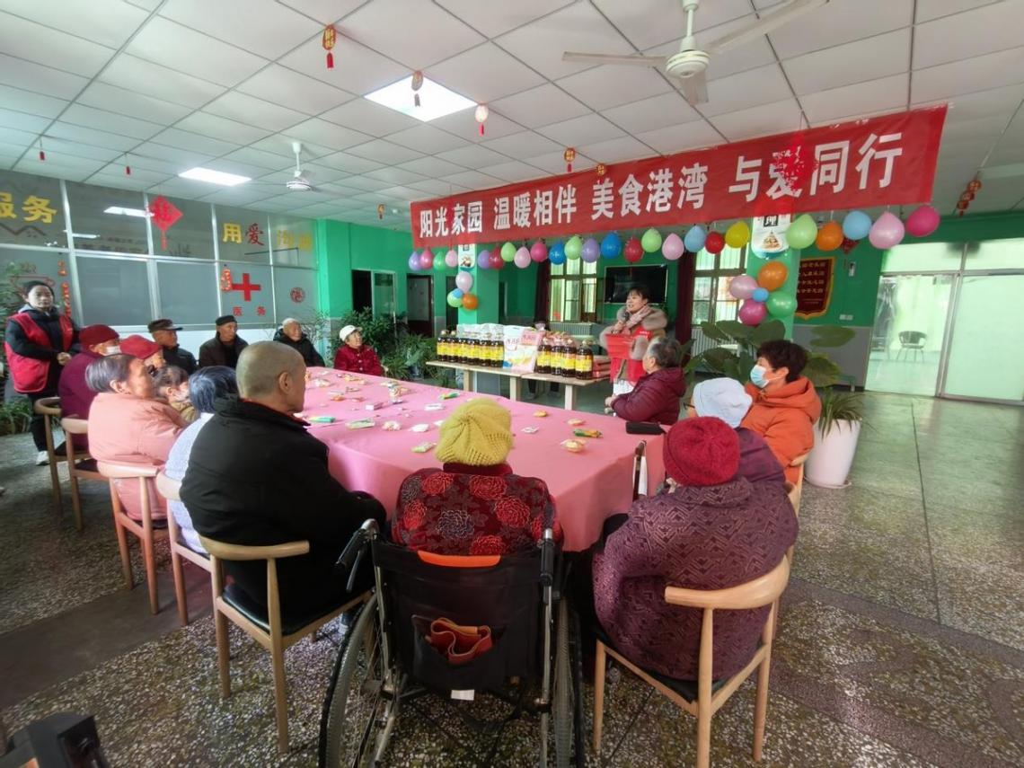 情满敬老 孝润童年——幼儿园与养老院的温馨邂逅