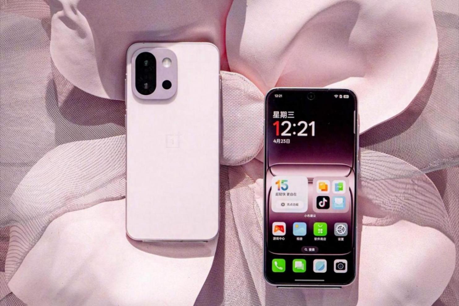 800元差价!一加13T对比OPPO Find X8s,谁更值得入手?