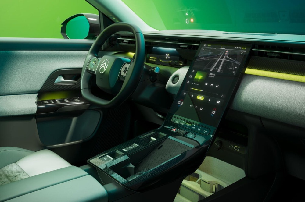 雪铁龙全球首发第二代C5 Aircross旗舰SUV 纯电版续航达680公里